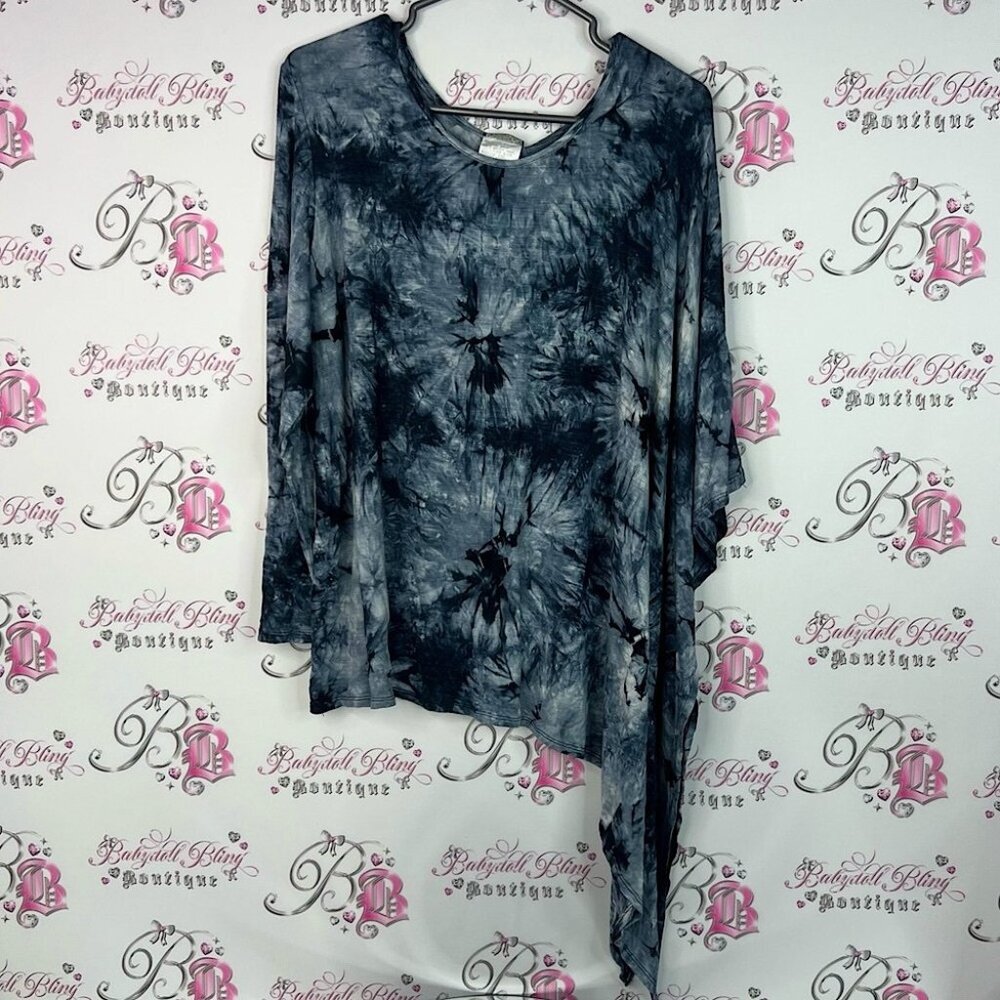 Clientelle top brand new Tie-Dye Asymmetrical Women's Top Black and Gray